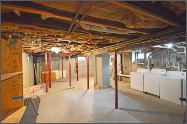 $4,400 | 678 Bennington Street, Unit 2, Boston, MA 02128