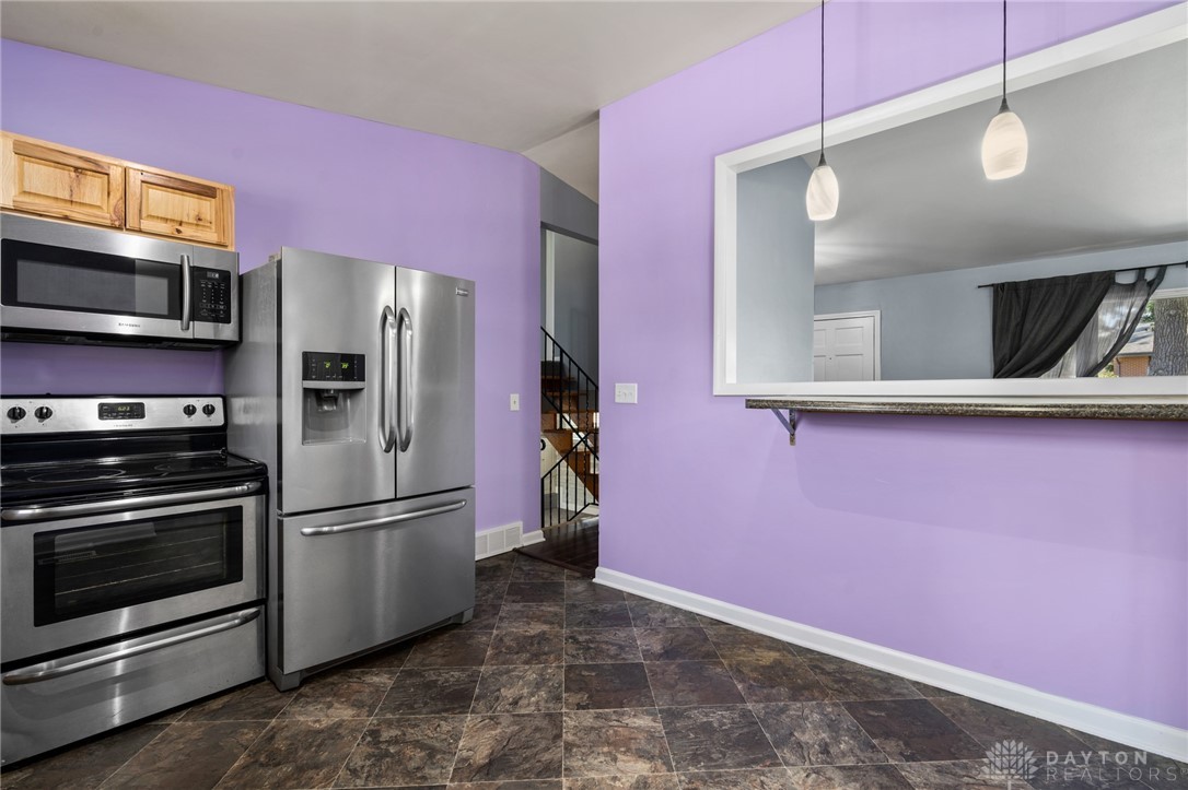 6167 Carnation Road Dayton, OH 45449 - Photo 26 of 52 Gallery Image 26