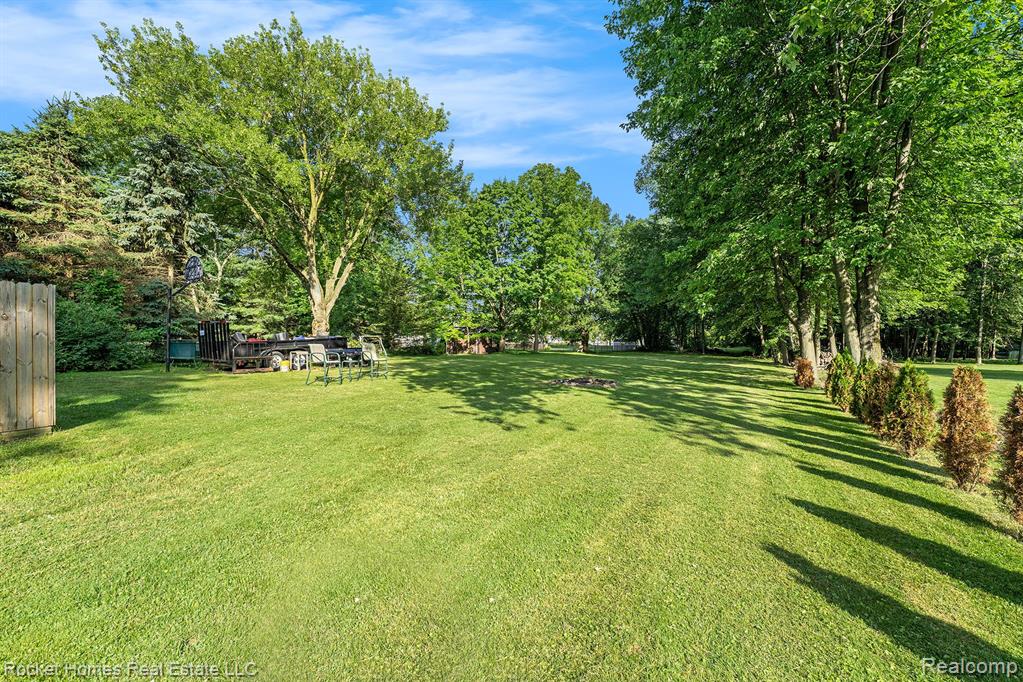 47429 Sugarbush Road Chesterfield, MI 48047 - Photo 5 of 28