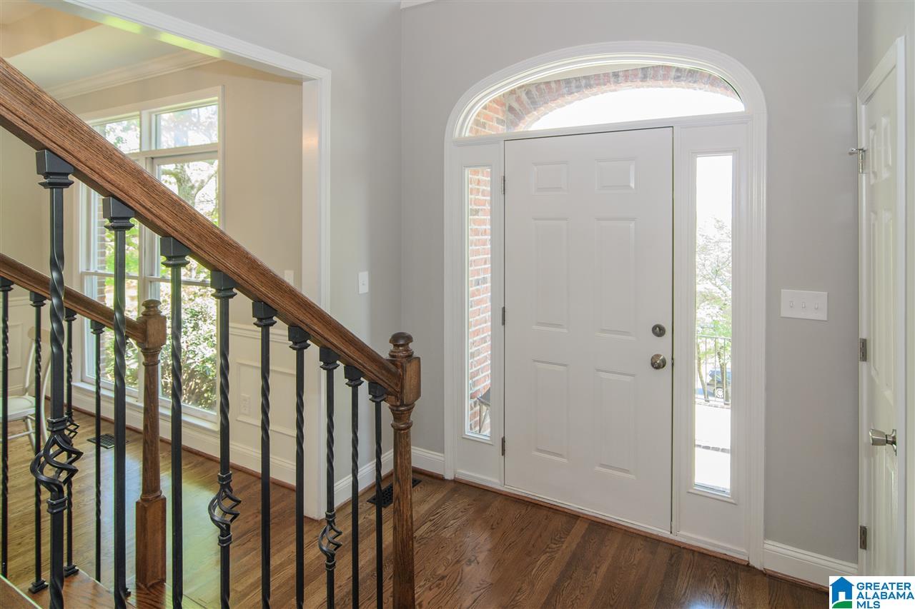 169 Cliff Road Sterrett, AL 35147 - Photo 5 of 50