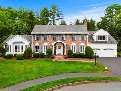 $2,395,000 | 9 Eisenhower Circle, Wellesley, MA 02482