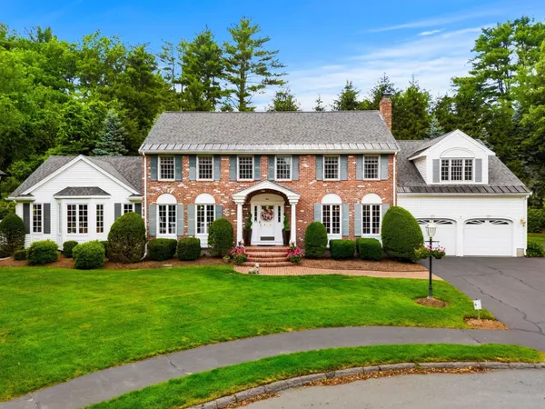 $2,395,000 | 9 Eisenhower Circle, Wellesley, MA 02482