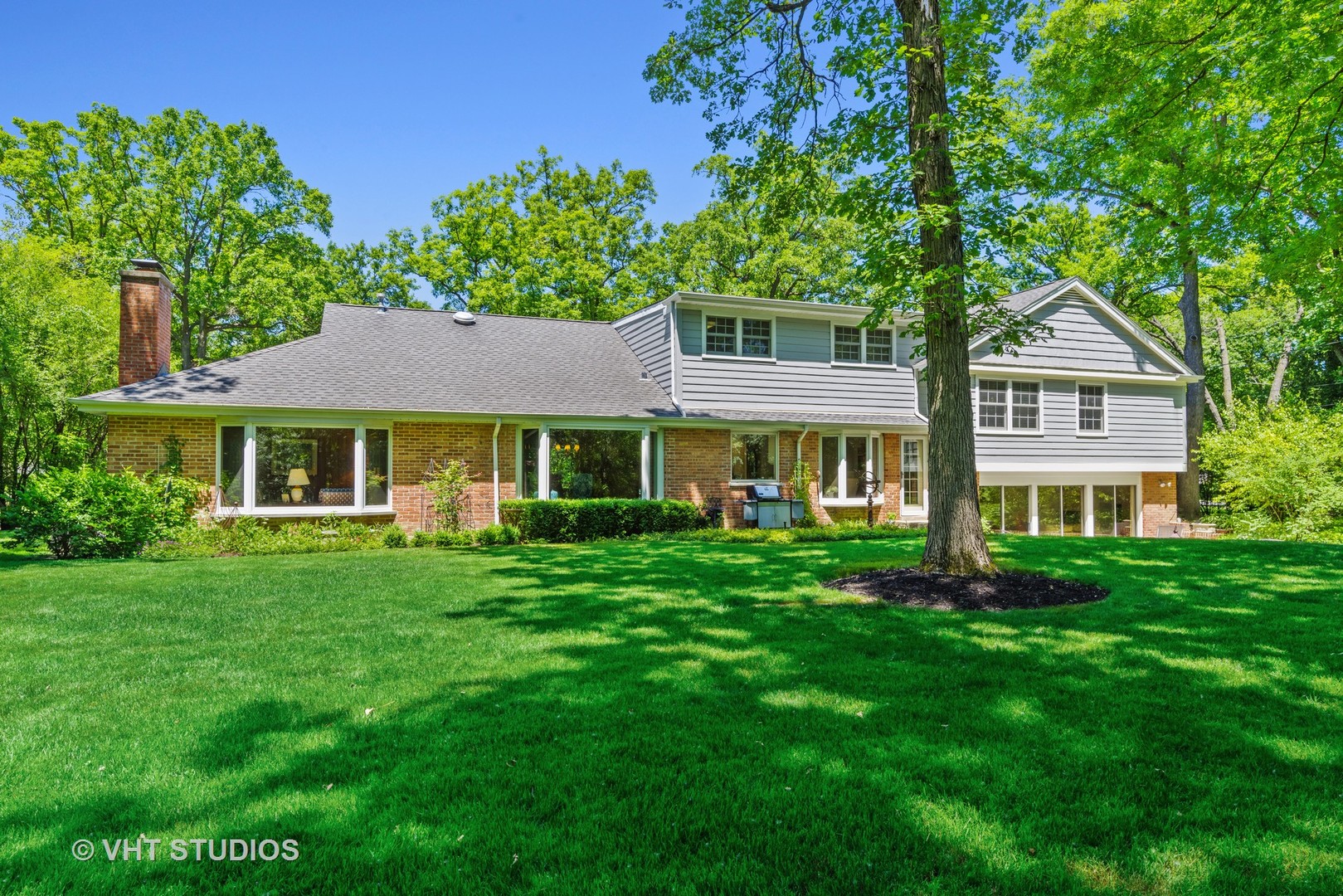 1830 Ridgelee Road Highland Park, IL 60035 - Photo 2 of 29