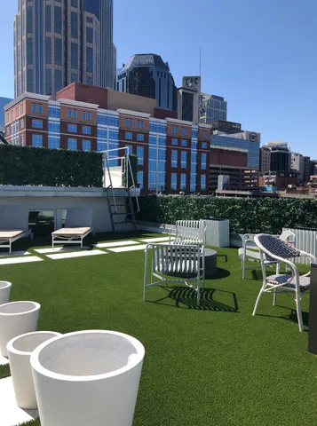 a view of a lake with house
