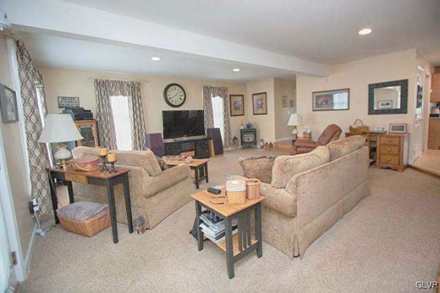 3738 Apple Road Orefield, PA 18069 - Photo 11 of 36 Gallery Image 11