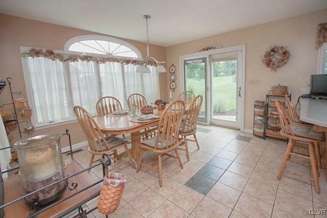 3738 Apple Road Orefield, PA 18069 - Photo 18 of 36 Gallery Image 18