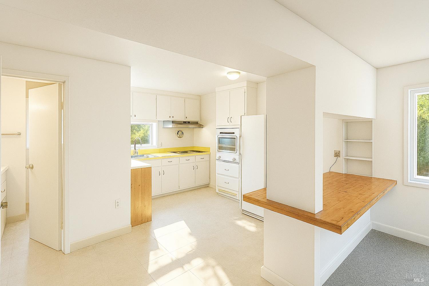 34 Sunrise Avenue, Unit B Mill Valley, CA 94941 - Photo 2 of 26