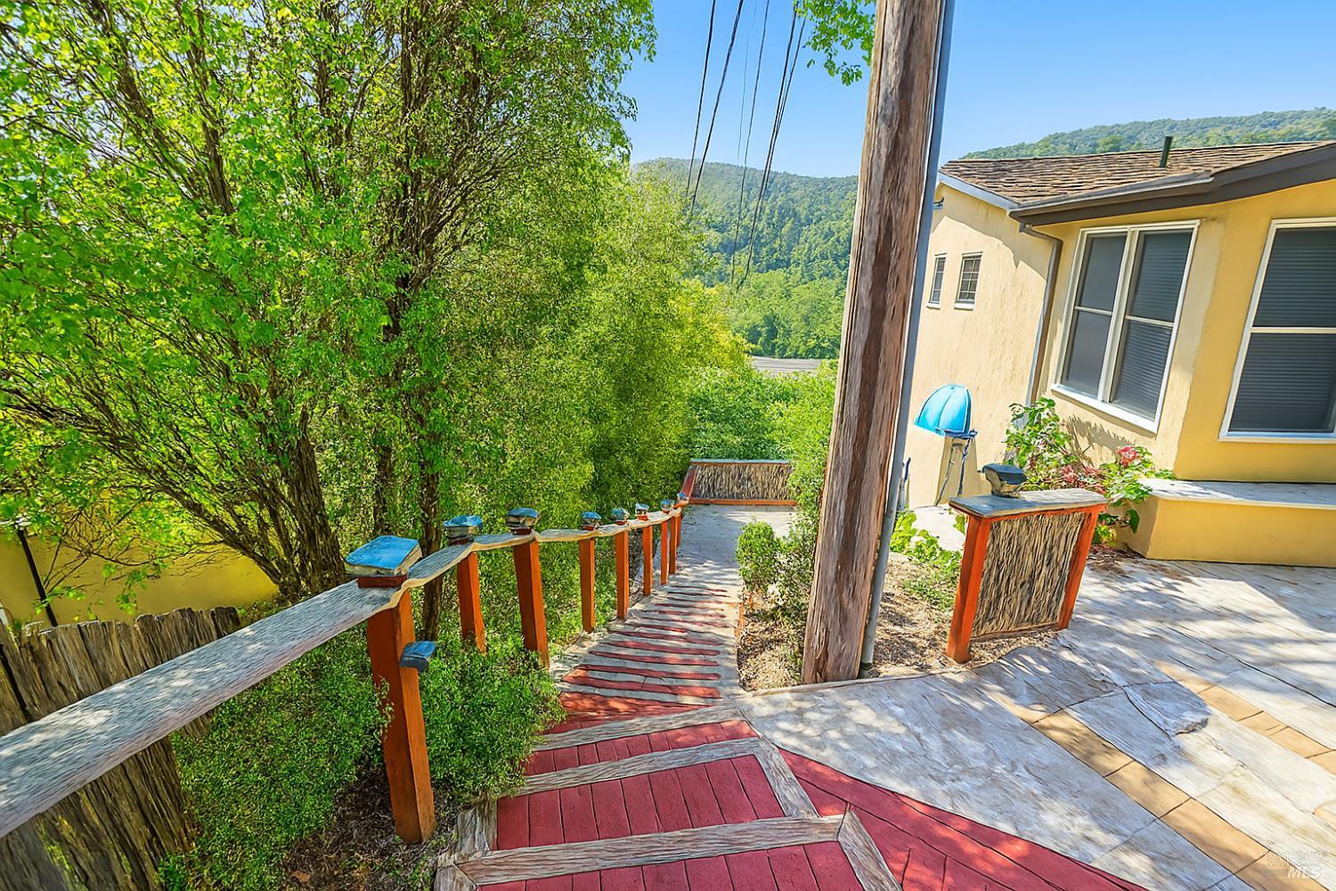 34 Sunrise Avenue, Unit B Mill Valley, CA 94941 - Photo 4 of 26