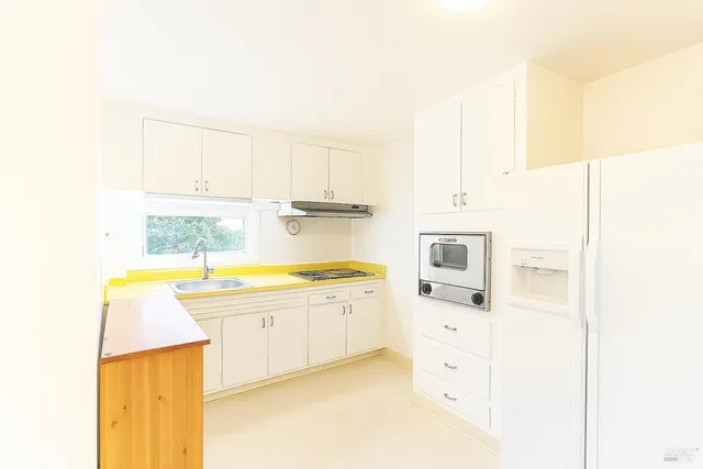 $2,995 | 34 Sunrise Avenue, Unit B, Mill Valley, CA 94941