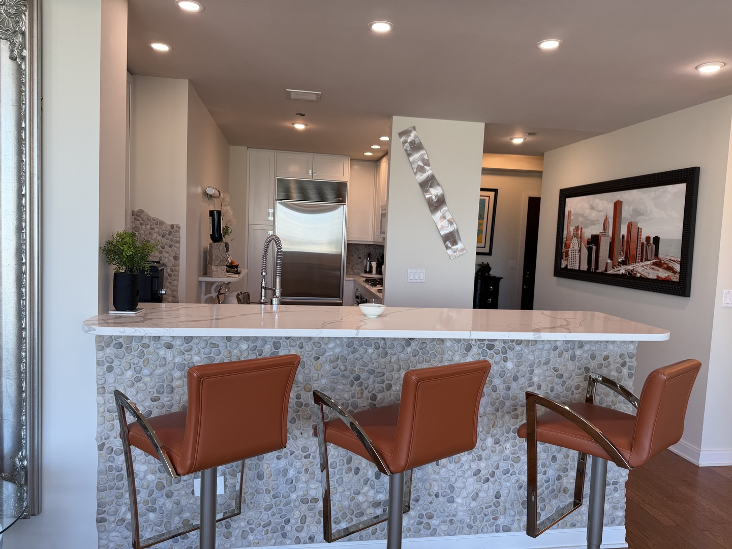 60 East Monroe Street, Unit 4906 Chicago, IL 60603 - Photo 4 of 14