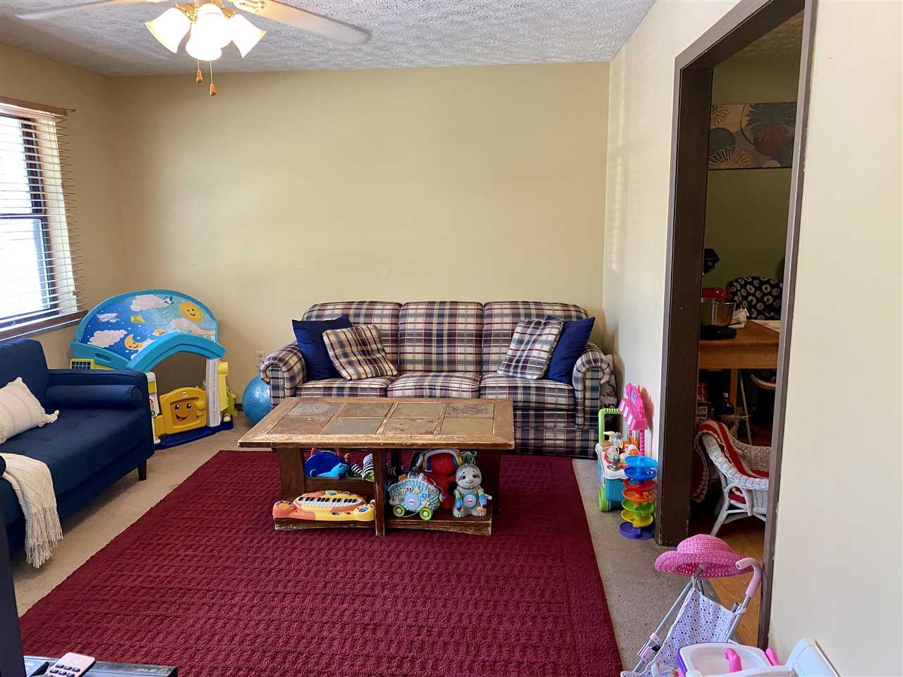 19 Idle Acrs Road Huntington, WV 25701 - Photo 3 of 16 Gallery Image 3