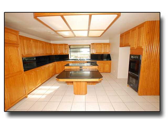 14445 Cool Valley Road Valley Center, CA 92082 - Photo 5 of 21