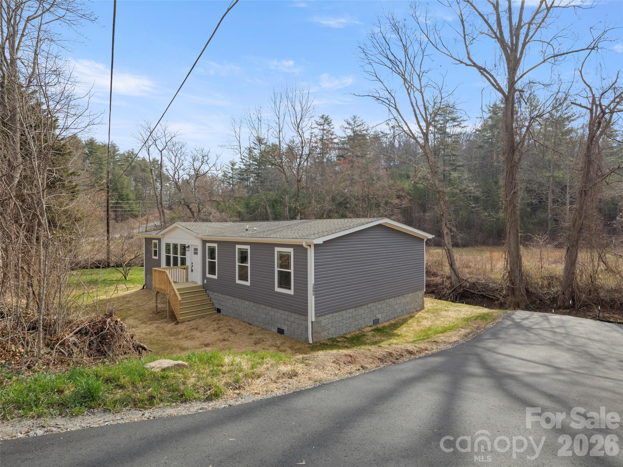 2095 Emmas Grove Road Fairview, NC 28730 - Photo 5 of 24