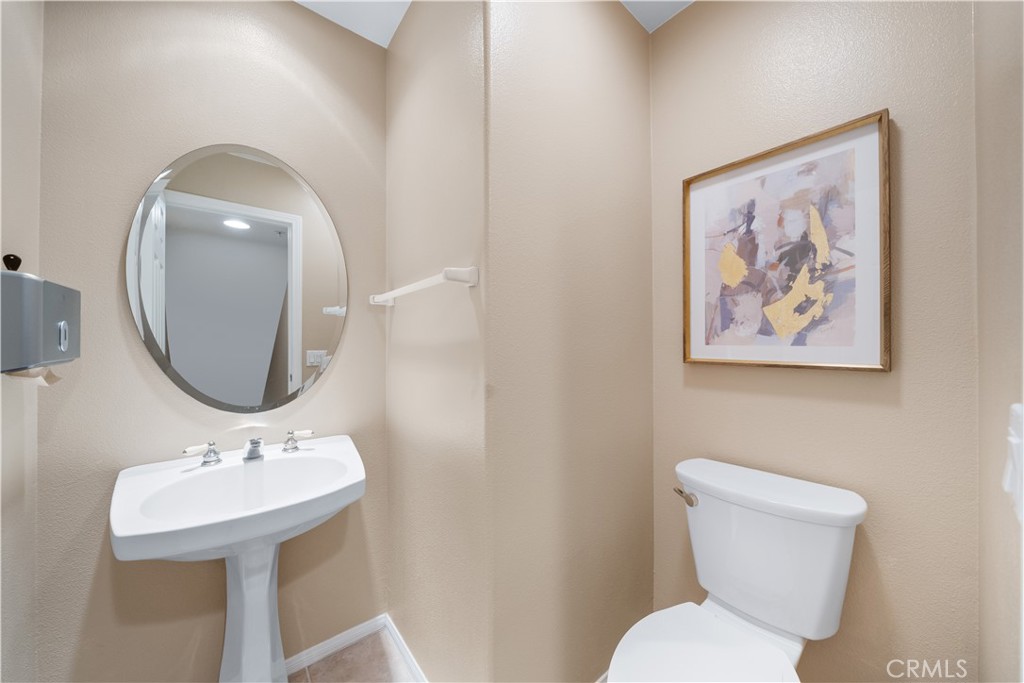 2894 Player Lane Tustin, CA 92782 - Photo 19 of 57