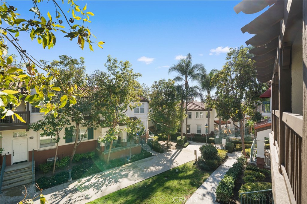 2894 Player Lane Tustin, CA 92782 - Photo 38 of 57