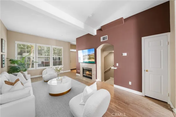 $989,000 | 2894 Player Lane, Tustin, CA 92782