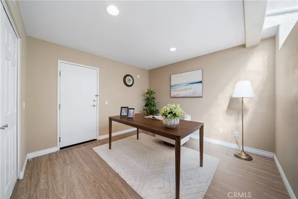 $989,000 | 2894 Player Lane, Tustin, CA 92782