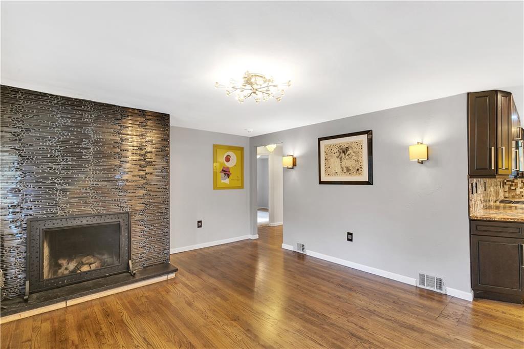 512 Sleepy Hollow Road Pittsburgh, PA 15228 - Photo 10 of 25 Gallery Image 10