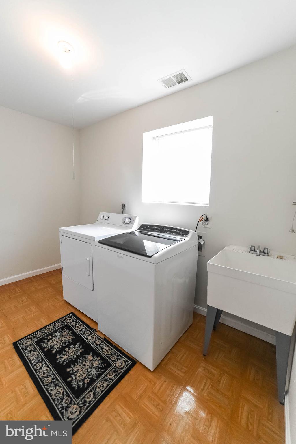 6430 Fire Tower Road Welcome, MD 20693 - Photo 27 of 35 Washer/dryer