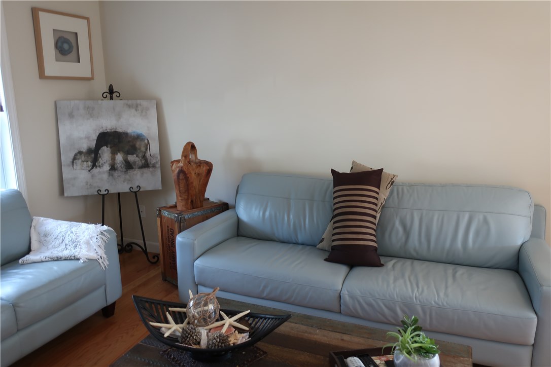 61 Fieldside Drive Woonsocket, RI 02895 - Photo 3 of 41 Gallery Image 3