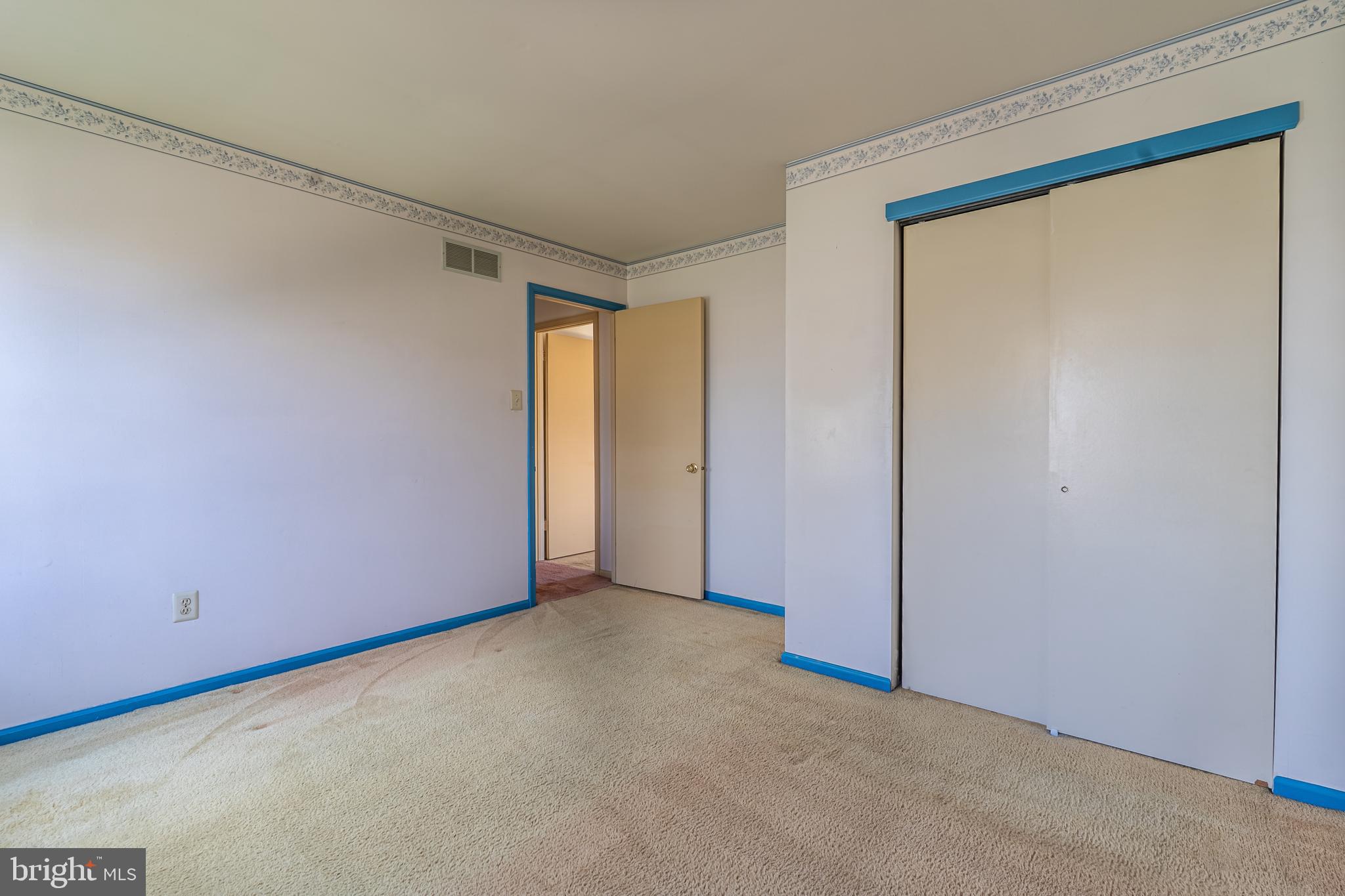 894 Herman Road Horsham, PA 19044 - Photo 21 of 32 a view of an empty room