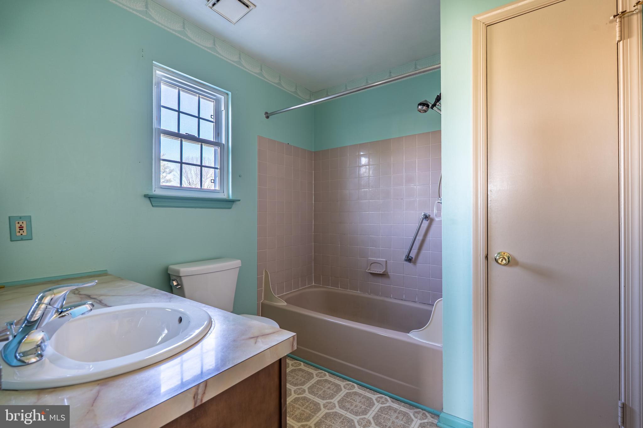 894 Herman Road Horsham, PA 19044 - Photo 29 of 32
