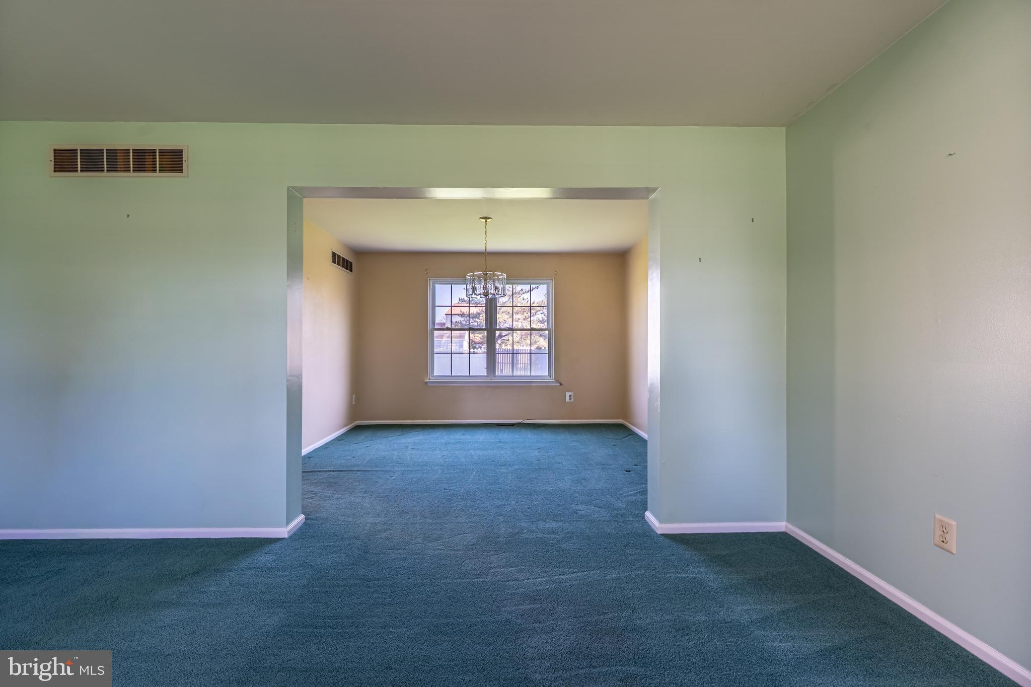 894 Herman Road Horsham, PA 19044 - Photo 8 of 32 an empty room with windows