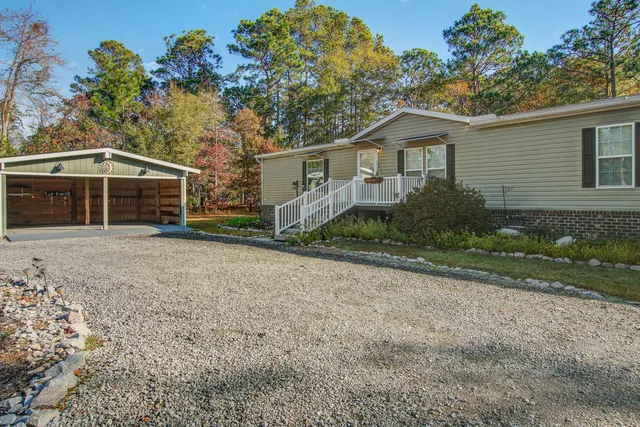 $339,000 | 448 Pauline Drive, Bonneau, SC 29431