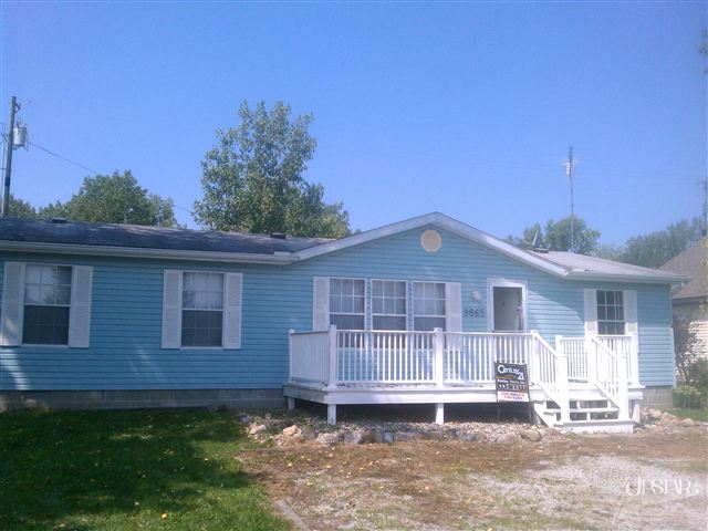 9865 Lincoln Road Syracuse, IN 46567 - Photo 14 of 15 Gallery Image 14