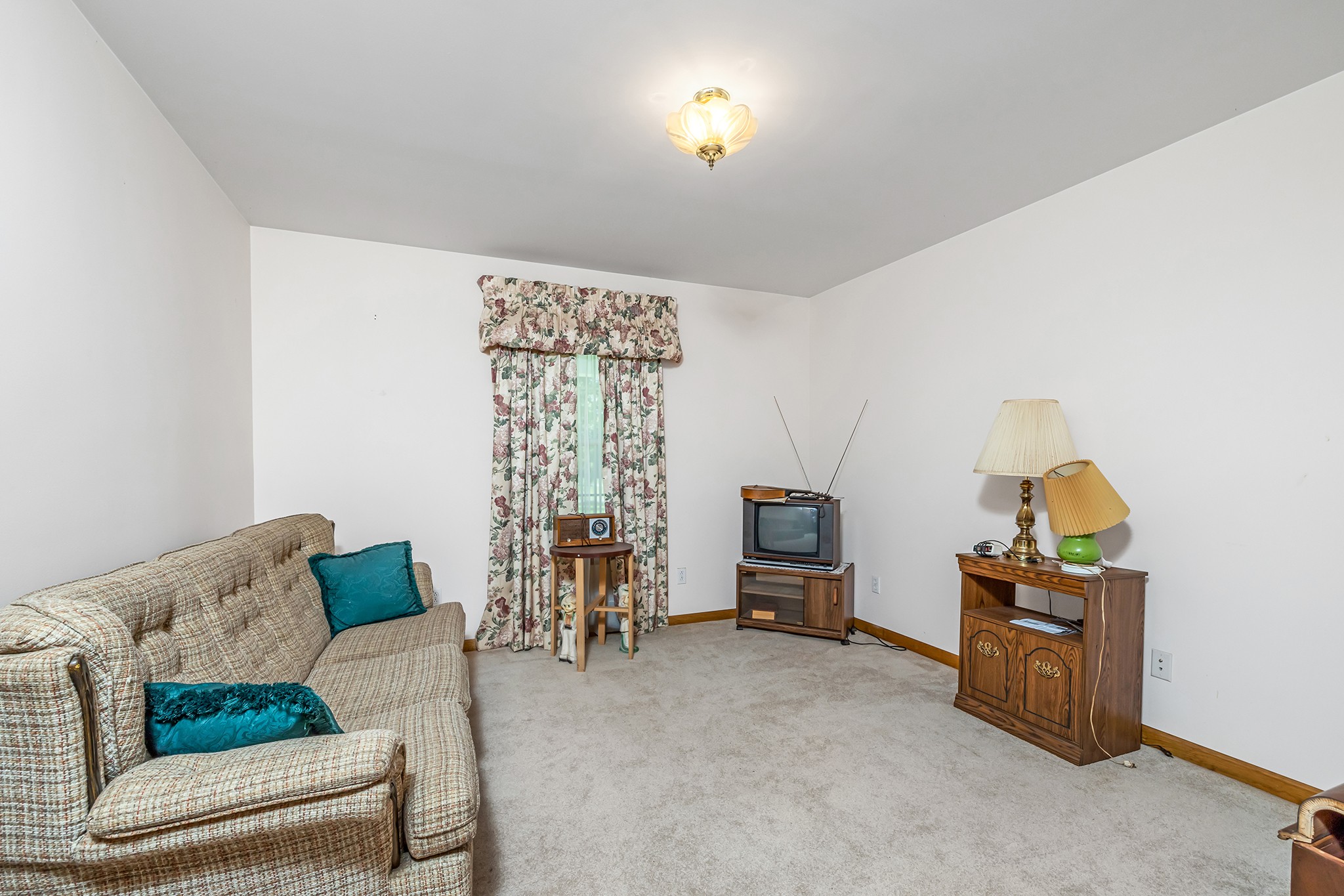 1443 Hendon Road Soddy Daisy, TN 37379 - Photo 7 of 15 Gallery Image 7