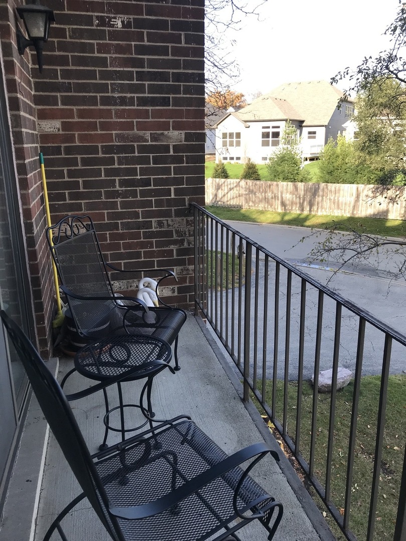 1104 Castilian Court, Unit 210 Glenview, IL 60025 - Photo 13 of 24