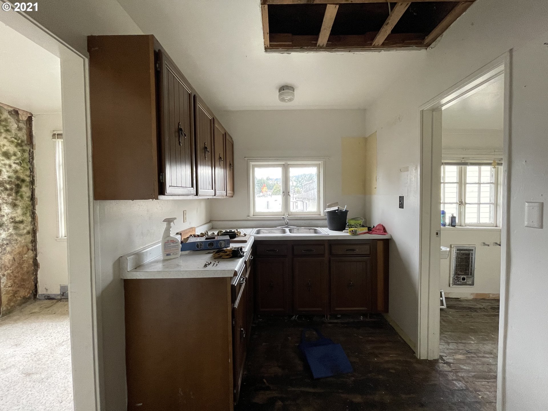 606 Maple Street Myrtle Point, OR 97458 - Photo 5 of 11 Gallery Image 5