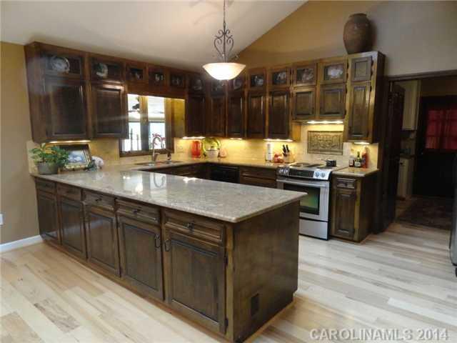 20028 Davidson-Concord Road Davidson, NC 28036 - Photo 6 of 16 Gallery Image 6
