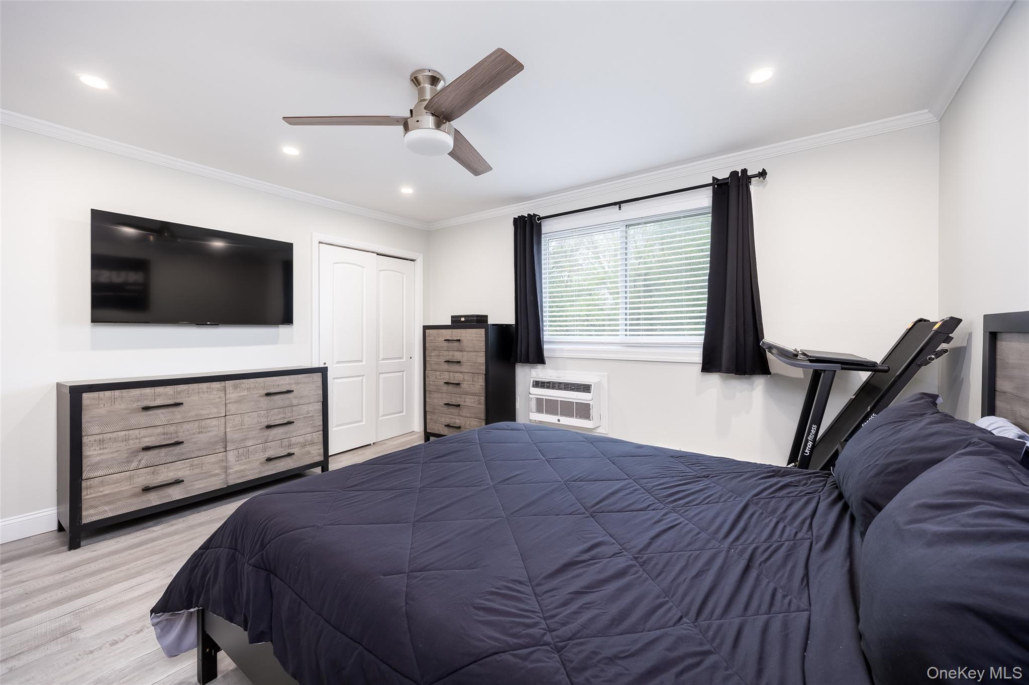 200 Merrick Road, Unit F Amityville, NY 11701 - Photo 30 of 32