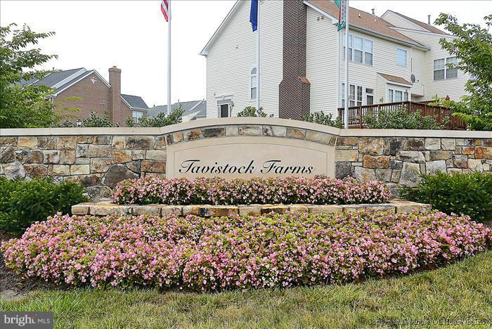 611 Springhouse Square Southeast Leesburg, VA 20175 - Photo 26 of 30 Community