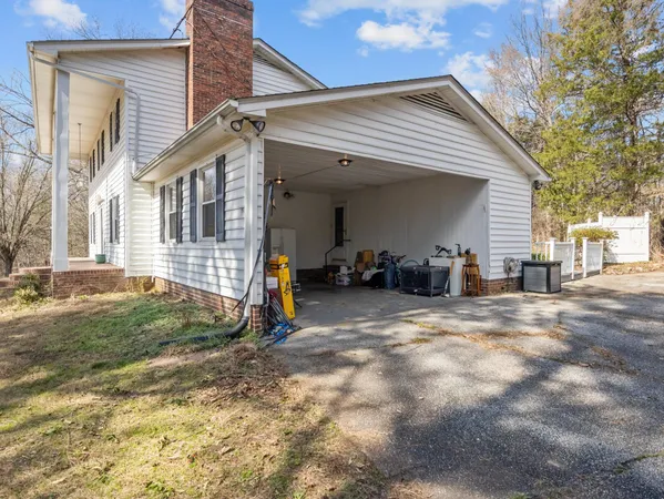 $375,000 | 3038 Buffalo-West Springs Highway, Buffalo, SC 29321