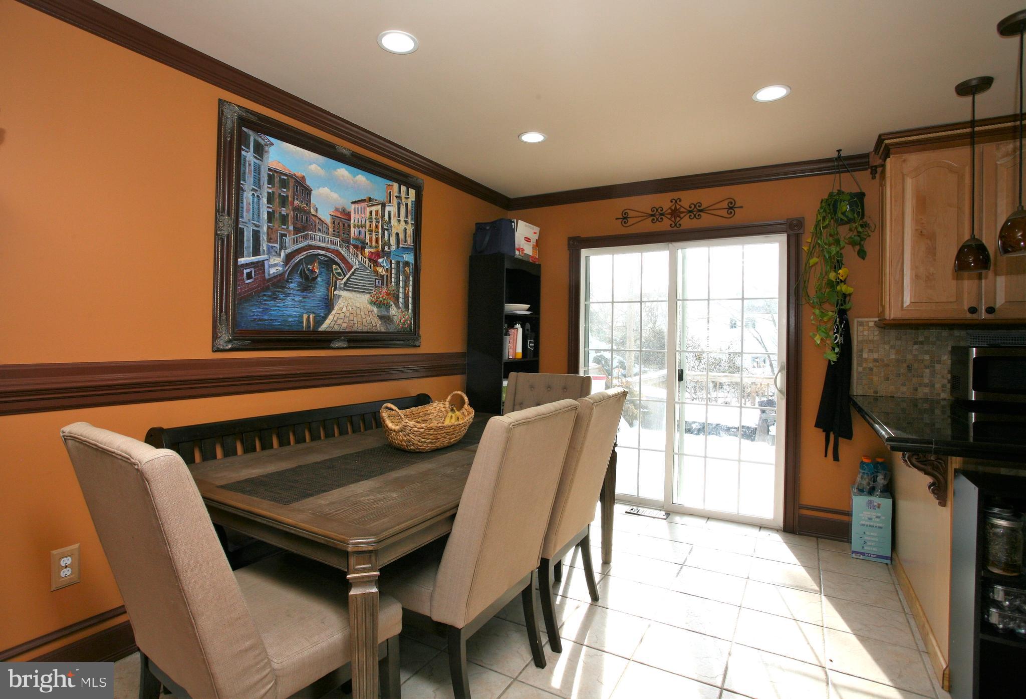 12 Overhill Road Stratford, NJ 08084 - Photo 11 of 32