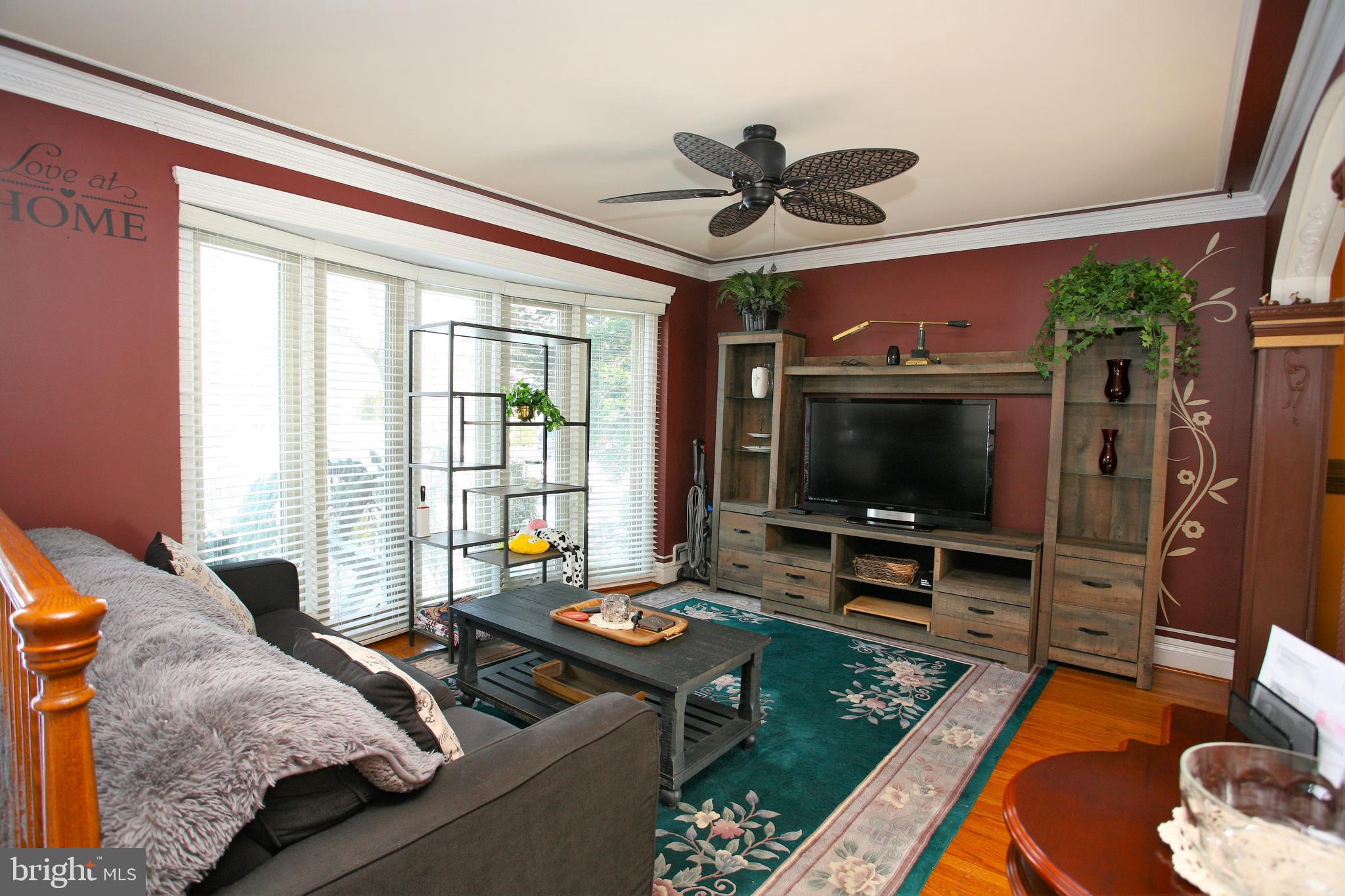 12 Overhill Road Stratford, NJ 08084 - Photo 6 of 32