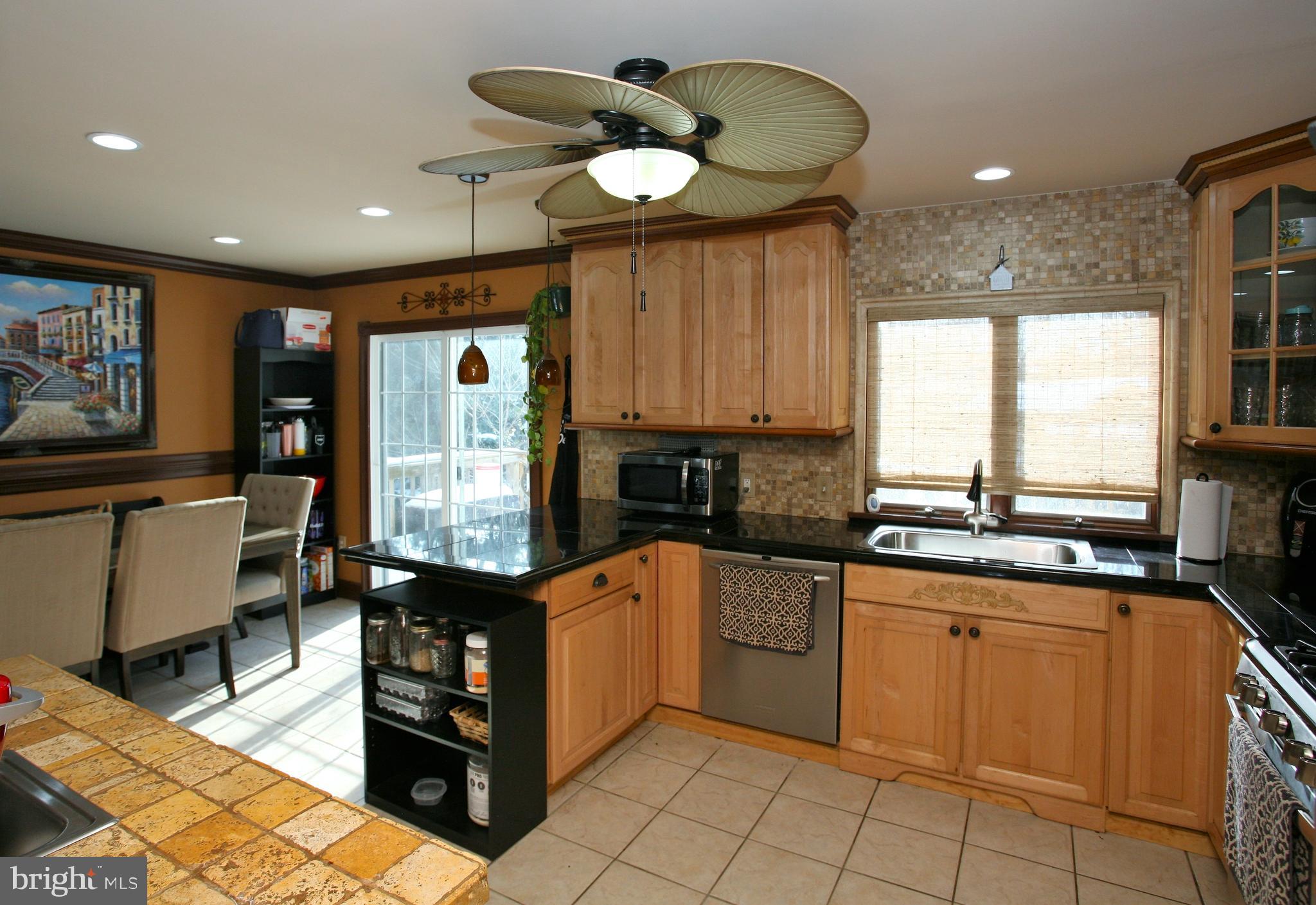 12 Overhill Road Stratford, NJ 08084 - Photo 10 of 32