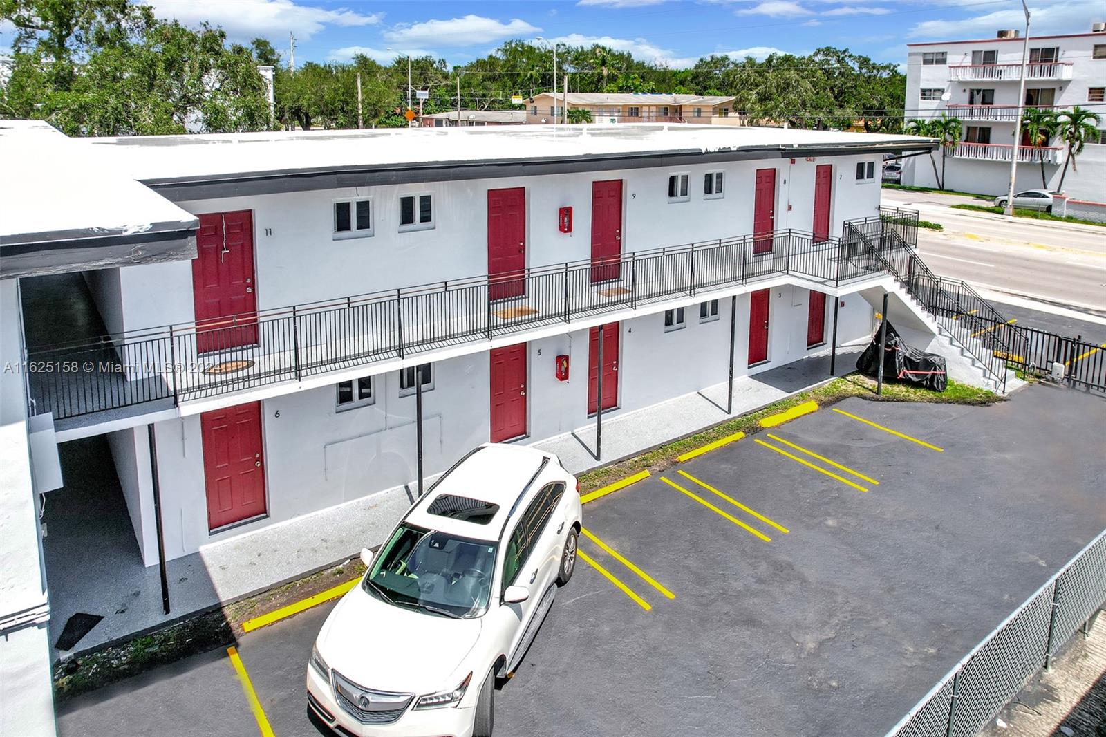 14280 Northeast 6th Avenue North Miami, FL 33161 - Photo 21 of 51 a view of a chairs and table in the terrace