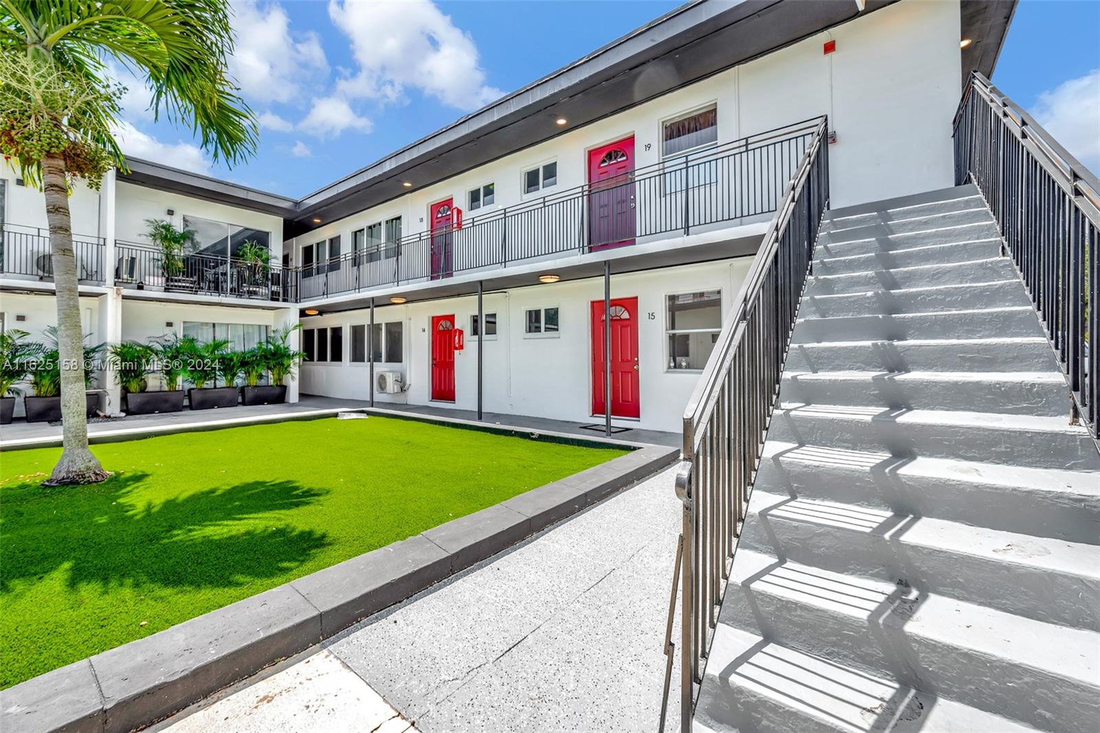 14280 Northeast 6th Avenue North Miami, FL 33161 - Photo 40 of 51