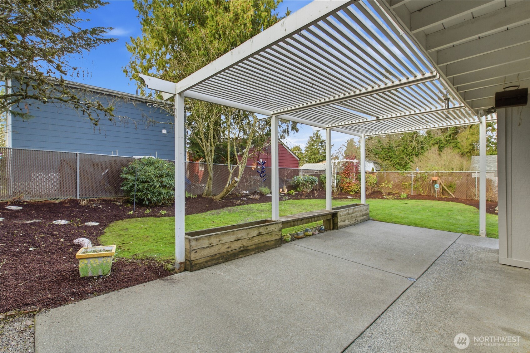 10421 2nd Place Southwest Seattle, WA 98146 - Photo 24 of 28 a view of backyard with green space
