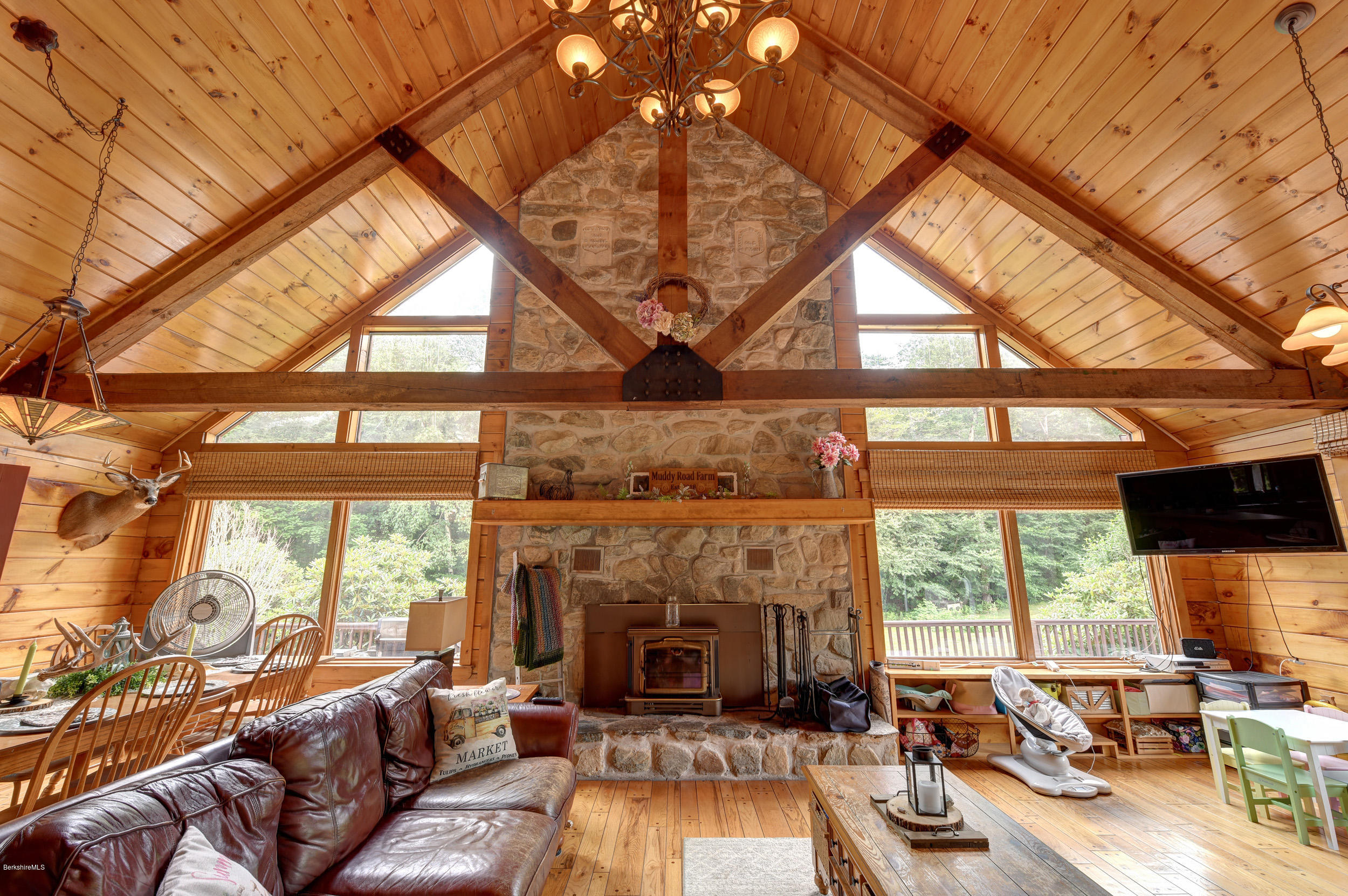 359 Jacobs Ladder Road Becket, MA 01223 - Photo 11 of 45 359 JLR 10-Living Area