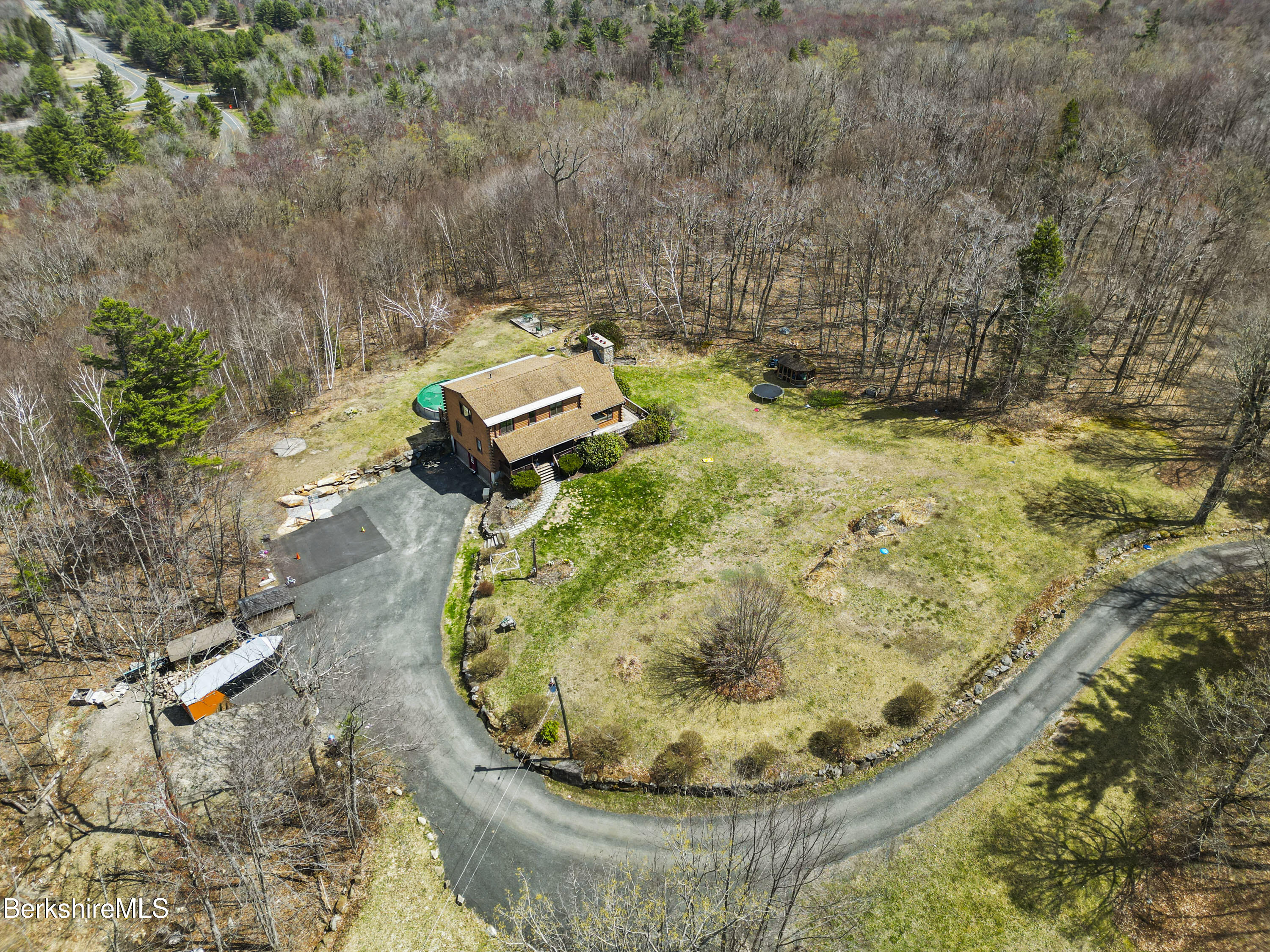 359 Jacobs Ladder Road Becket, MA 01223 - Photo 44 of 45 935 Aerial View