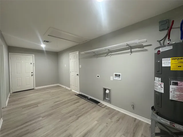 $1,800 | 4802 Hannas Reef Drive, Bacliff, TX 77518