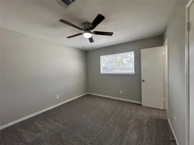 $1,800 | 4802 Hannas Reef Drive, Bacliff, TX 77518