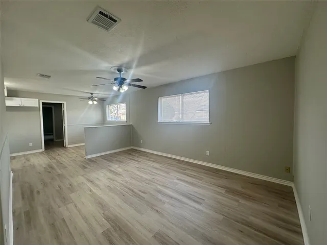 $1,800 | 4802 Hannas Reef Drive, Bacliff, TX 77518