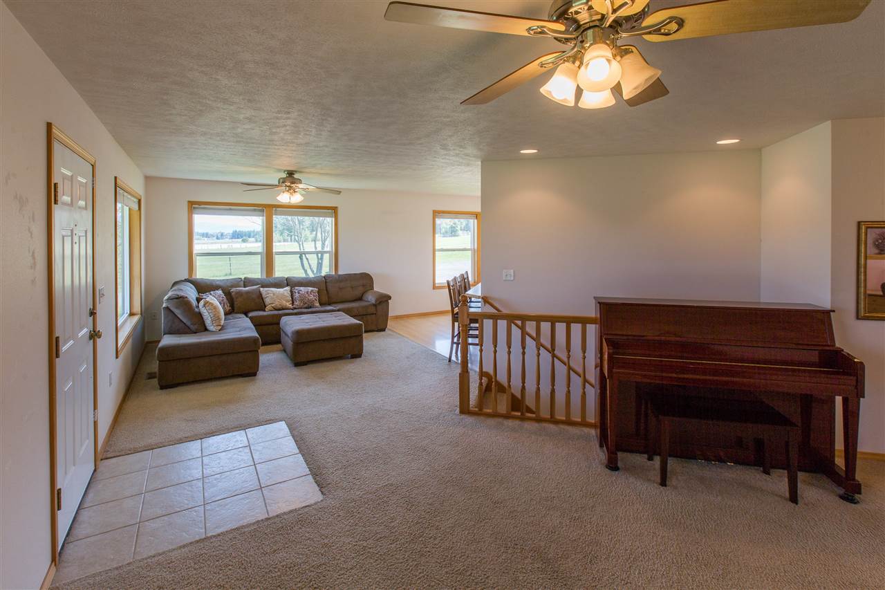 6917 West Staley Road Deer Park, WA 99006 - Photo 5 of 20