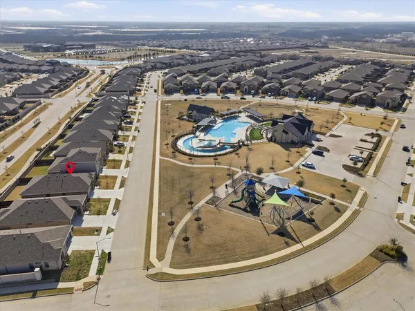 $2,600 | 16032 Farringdon Street, Fort Worth, TX 76247