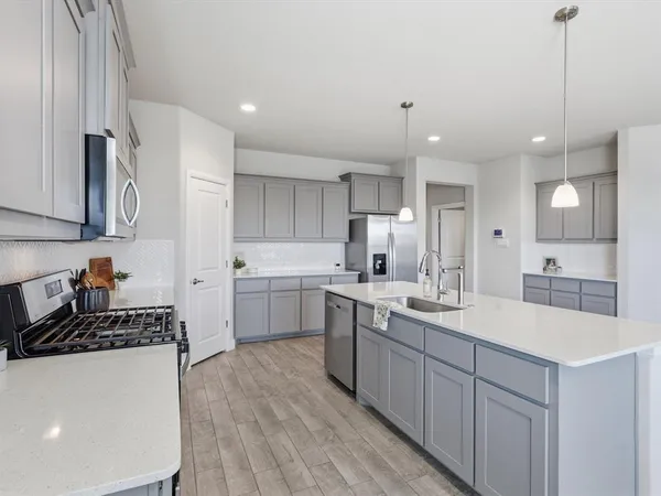 $2,600 | 16032 Farringdon Street, Fort Worth, TX 76247